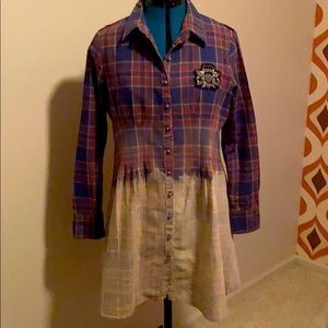 Fantastic dress/top! Sheer velvet back.